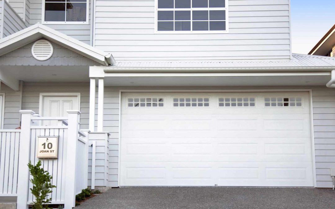 Centurion Hamptons White Garage Door on a Large House