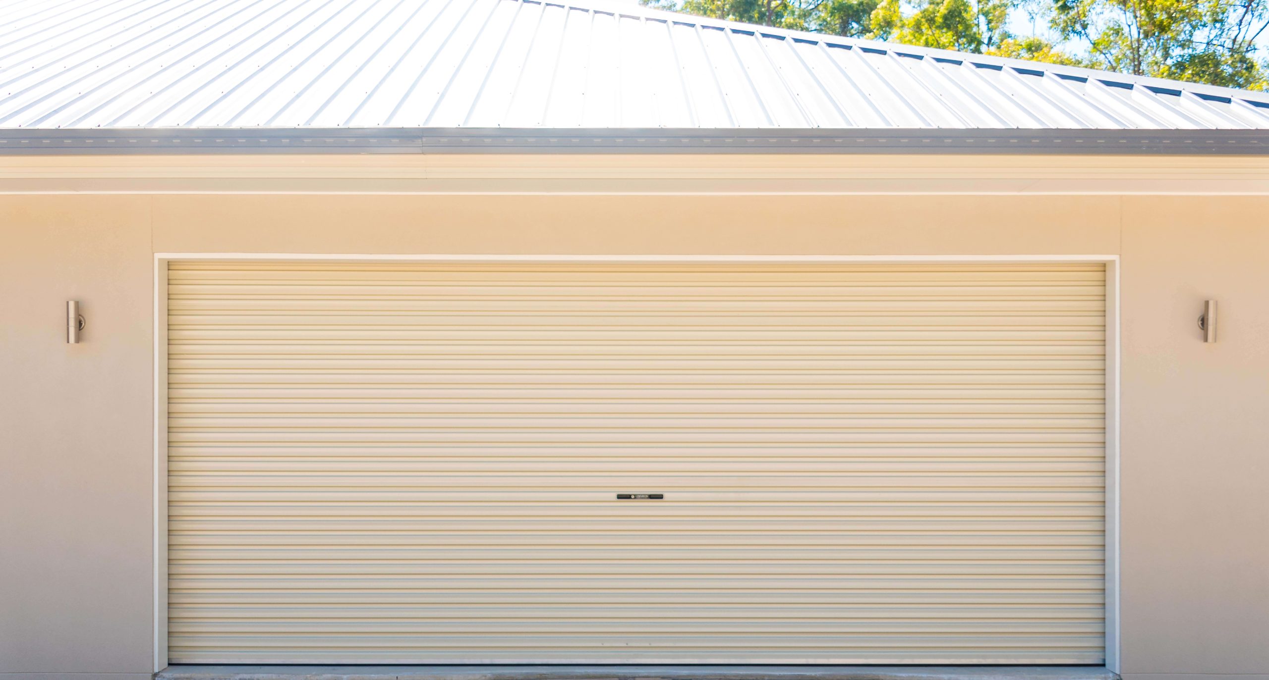 EDI3735 scaled 5 Reasons Why Upgrading Your Garage Roller Door Is A Smart Investment